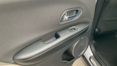 Honda HR-V 1.5 i-VTEC SE Navi CVT 5dr Petrol Hatchback